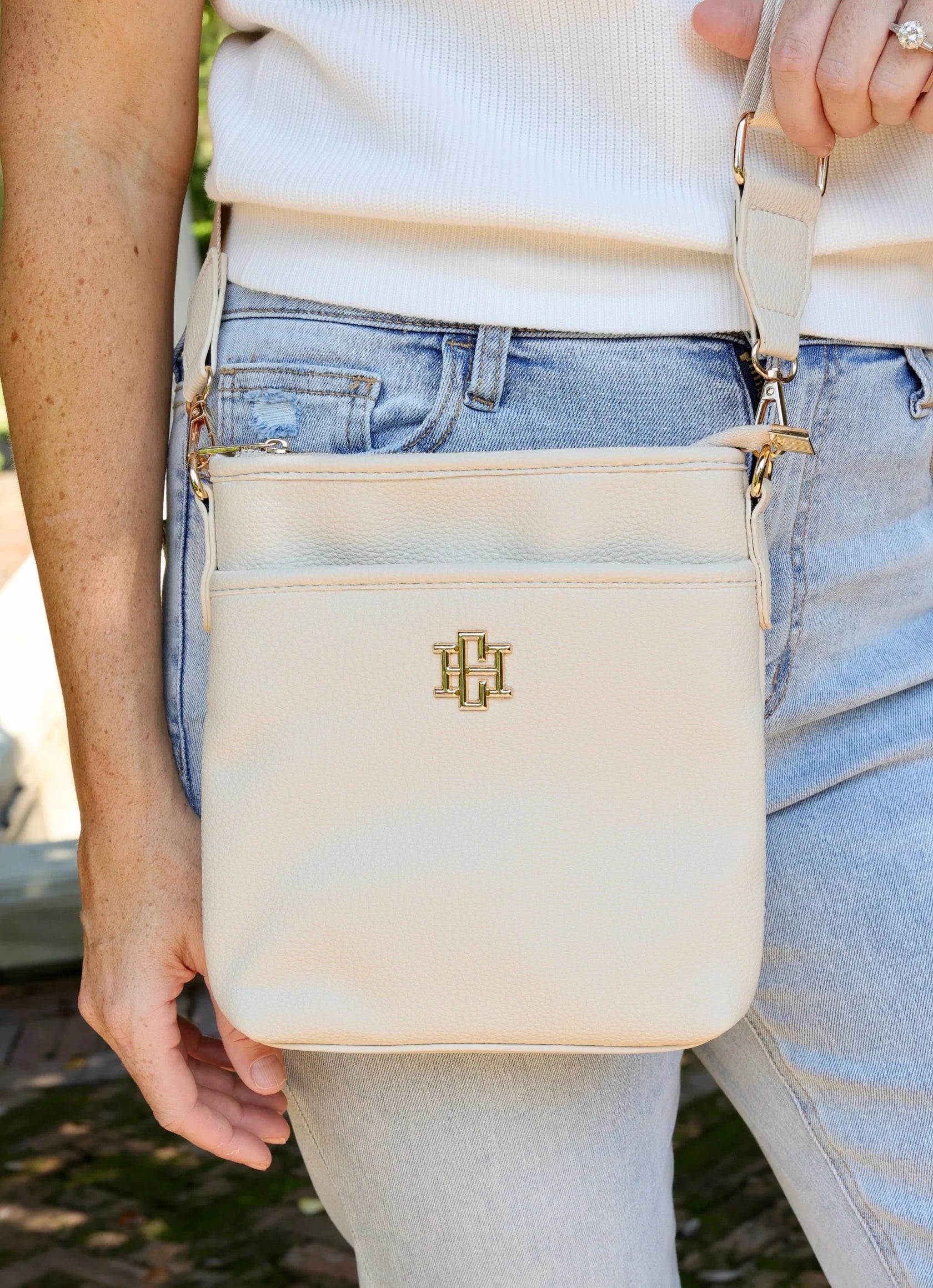 Briggs Cream Crossbody