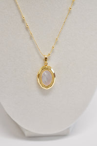 Locket Pearl Necklace