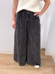 Leslie Washed Black Pleated Wide Leg Pants