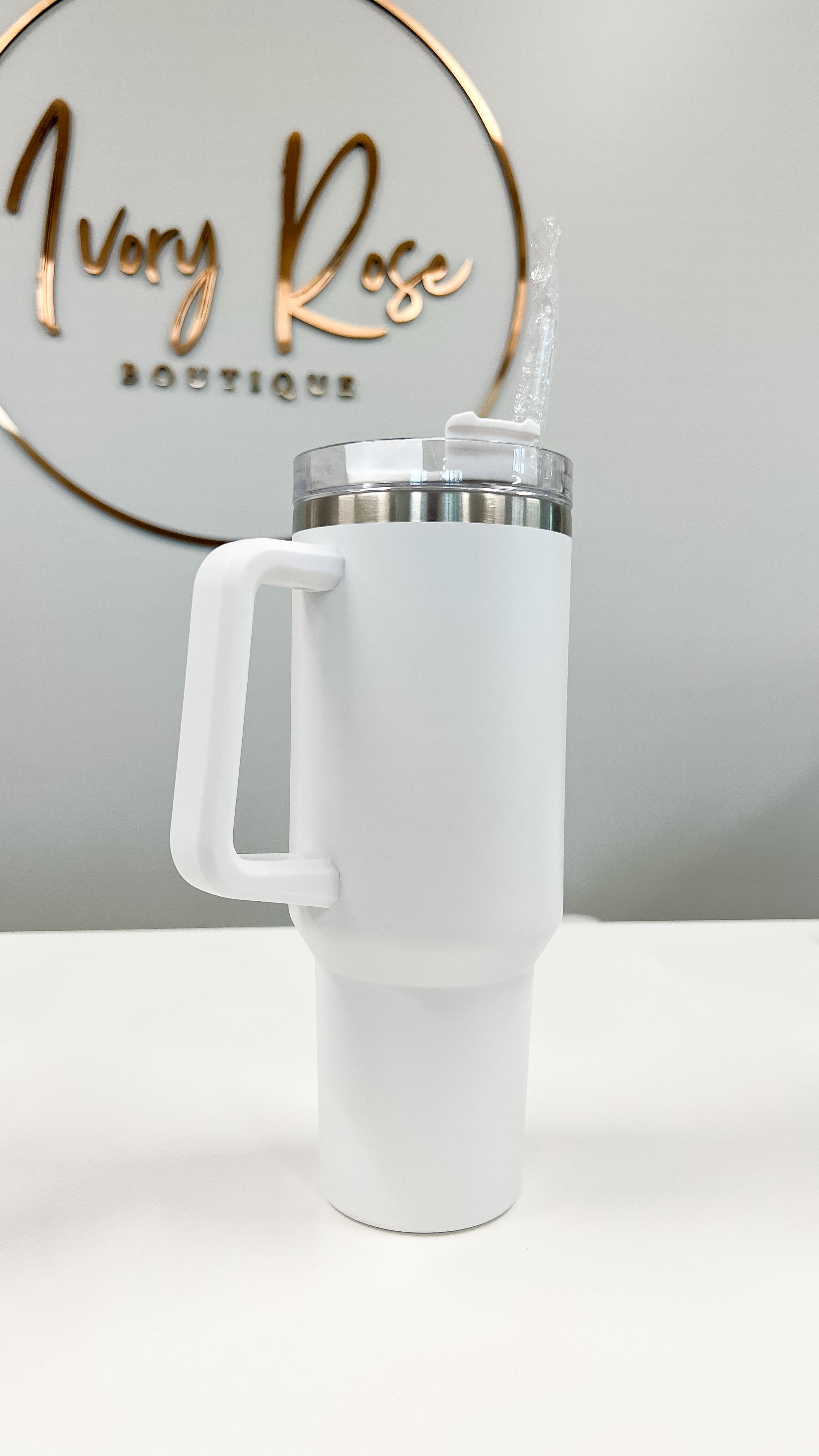 Hydrating Tumbler 40oz