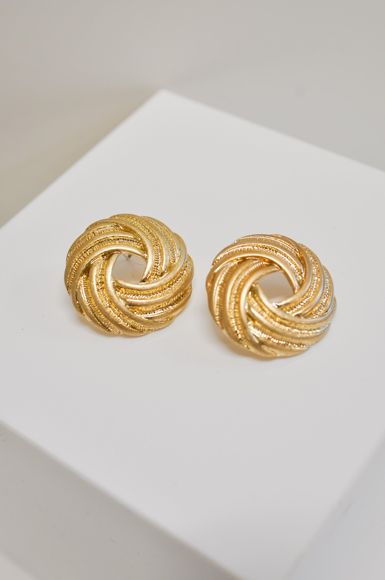 Eileen Knot Stud Earring