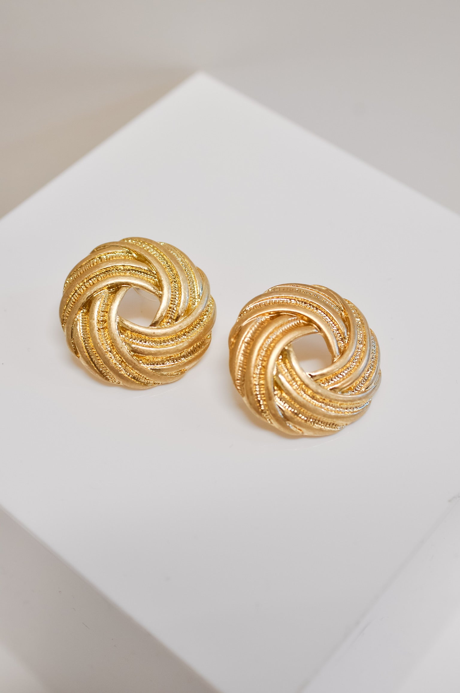 Eileen Knot Stud Earring