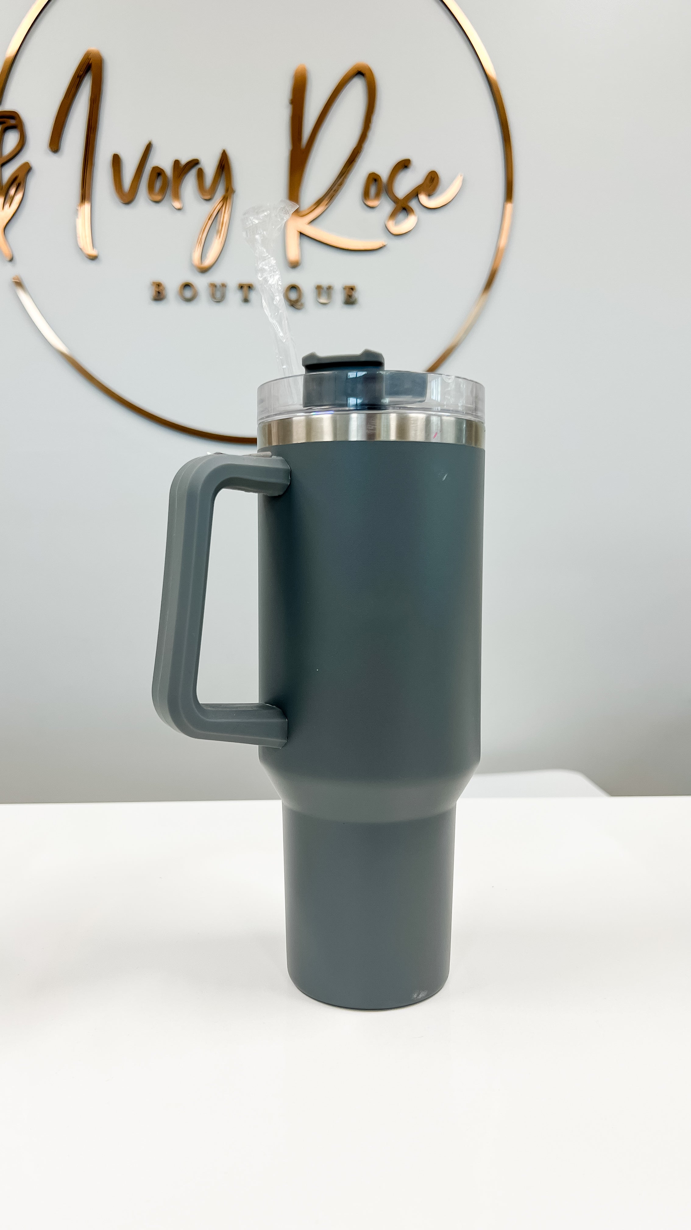 Hydrating Tumbler 40oz