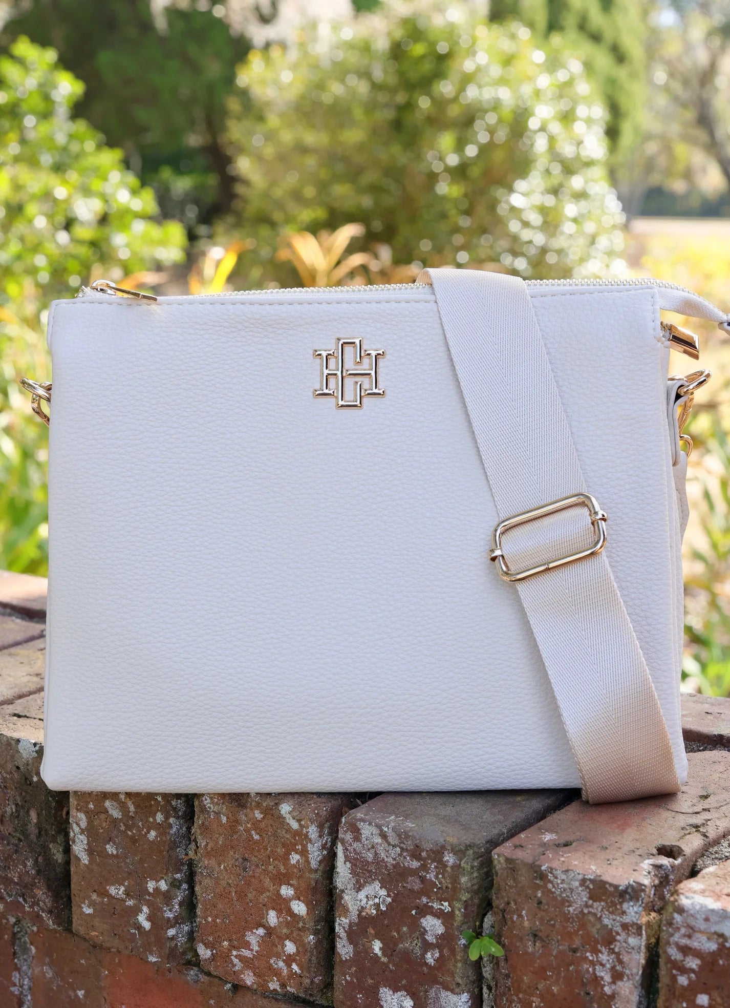 Ariana Cream Crossbody