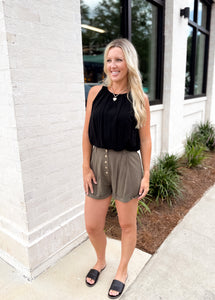 An Easy Style Black Sleeveless Rayon Bubble Hem Top