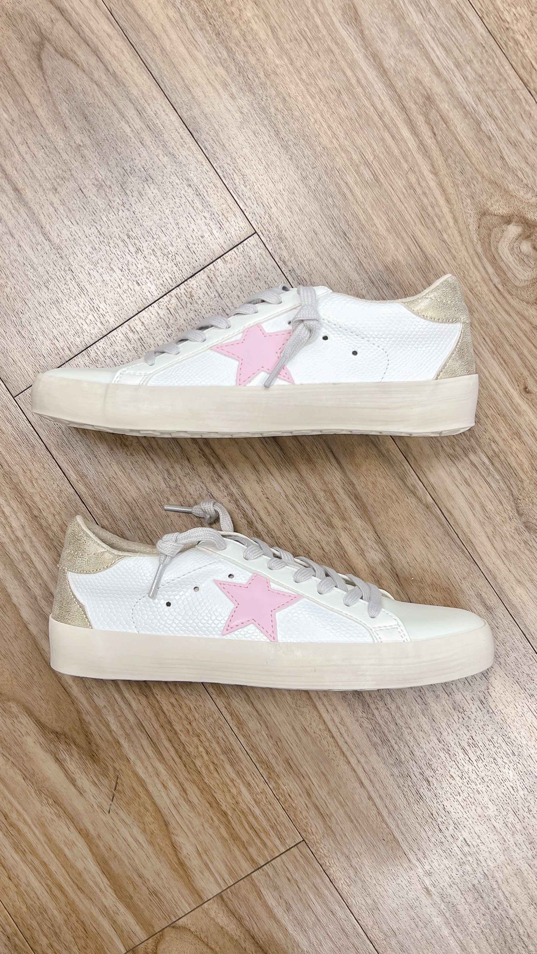 Sophia Pink Star Sneaker