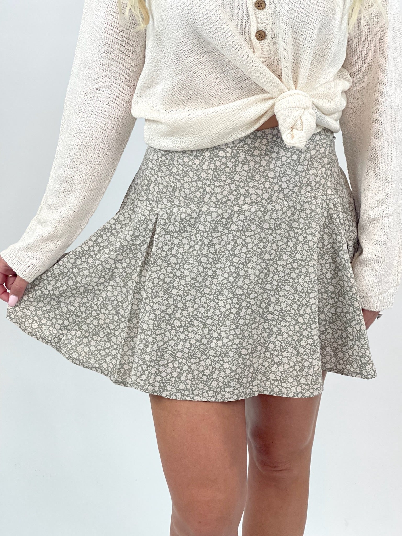 A Moment In Time Green Floral Print Flare Mini Skirt (Skort)